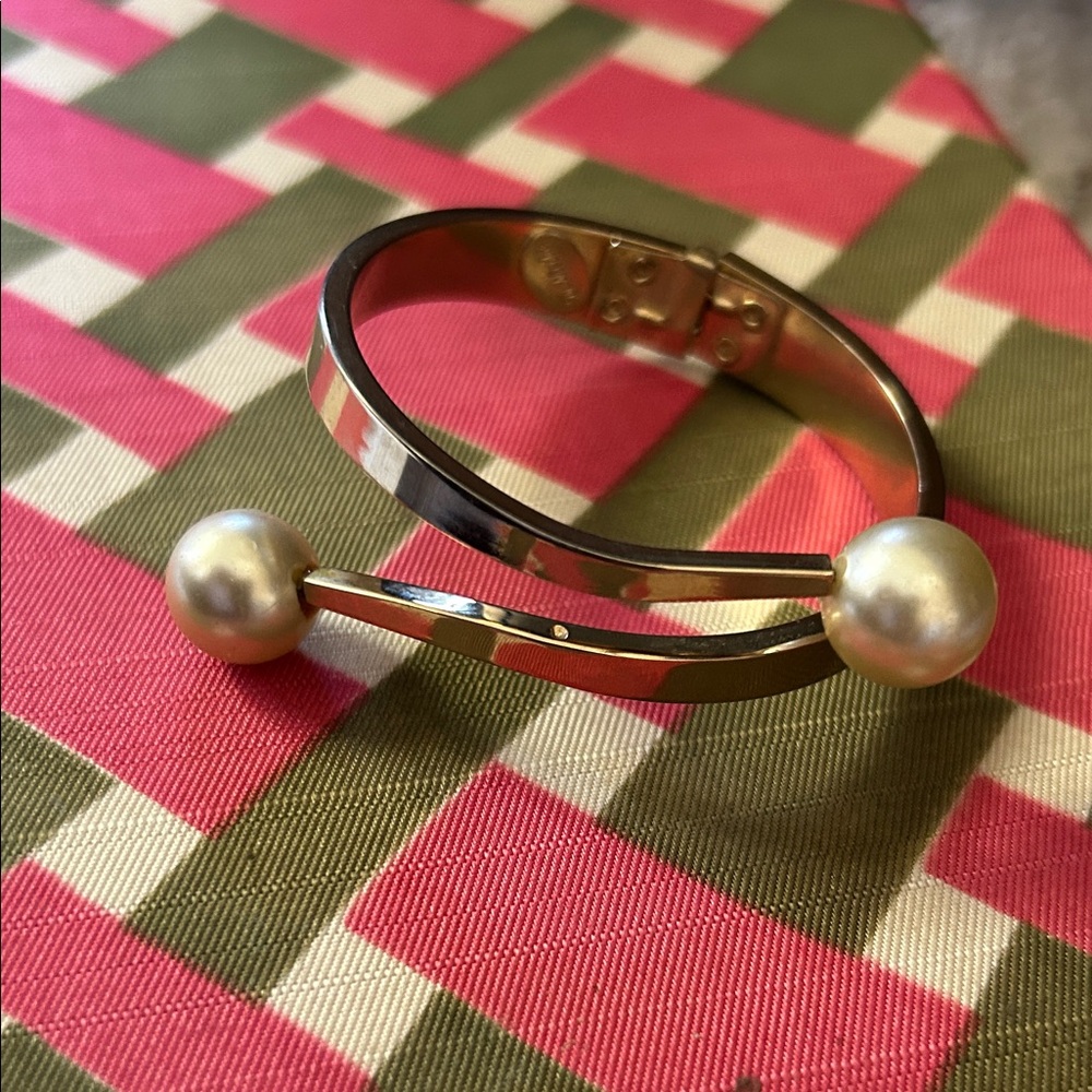 Vintage DeNicoa signed modernist goldtone bypass bracelet.